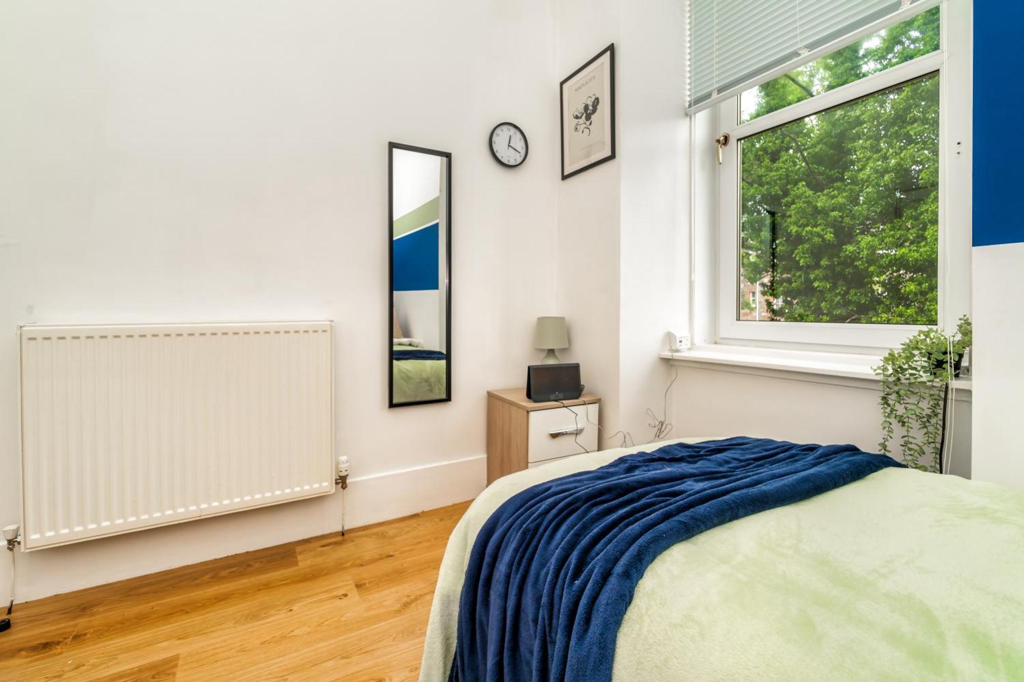 Cosy Retreat - Charming 2-Bed Apartment Greenock Ngoại thất bức ảnh