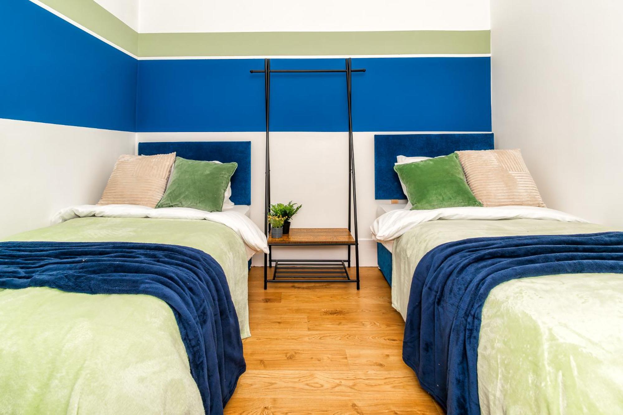 Cosy Retreat - Charming 2-Bed Apartment Greenock Ngoại thất bức ảnh