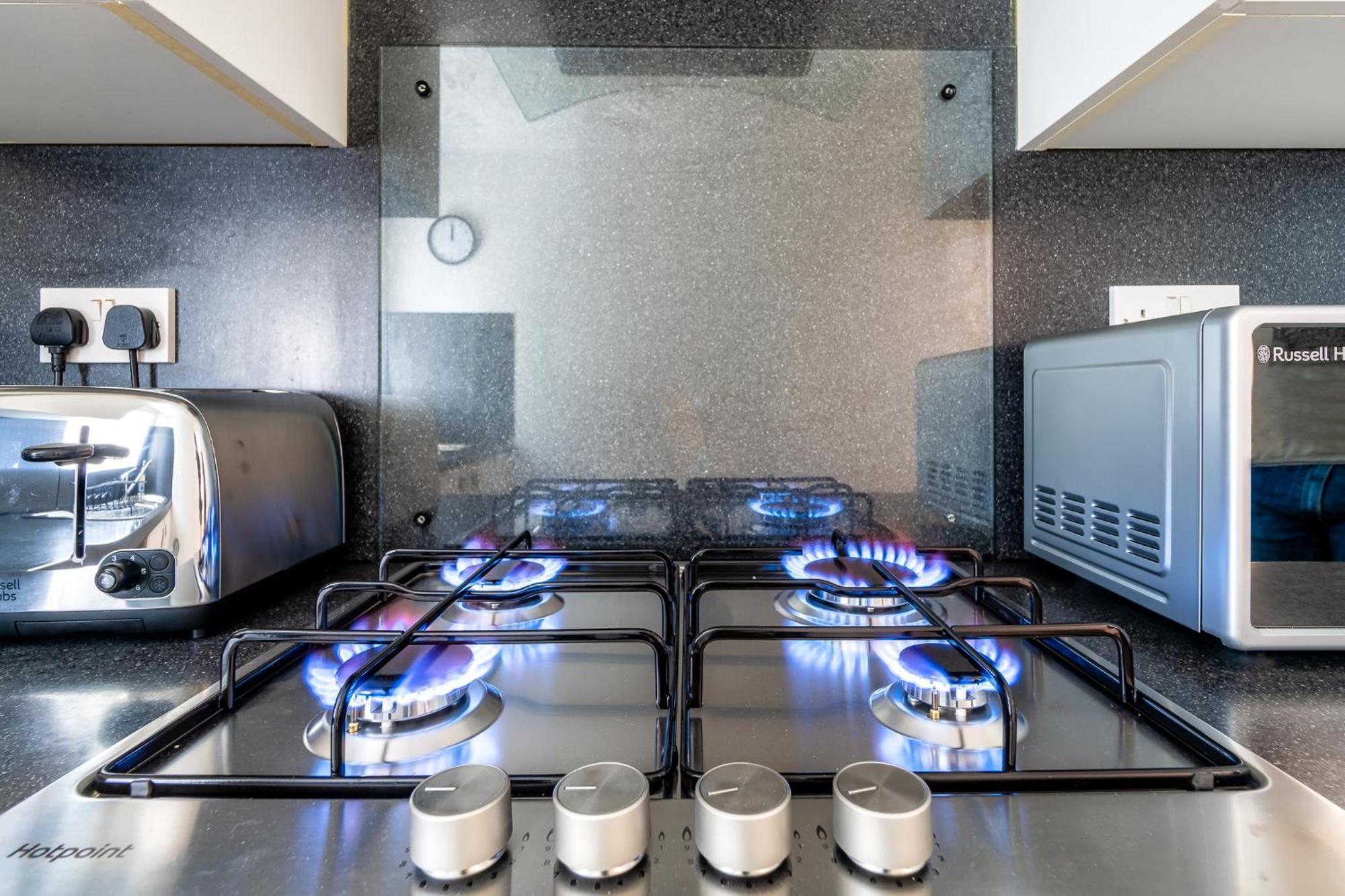 Cosy Retreat - Charming 2-Bed Apartment Greenock Ngoại thất bức ảnh